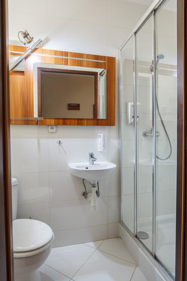 Hotel-24 Plock Ngoại thất bức ảnh